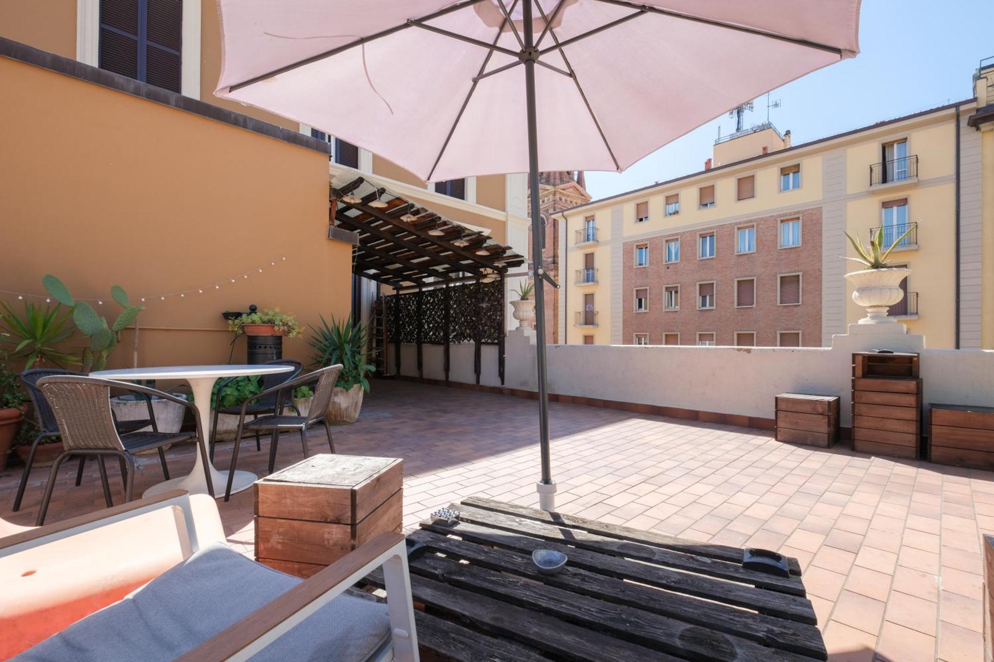Ostello Umile Bologna Exteriör bild