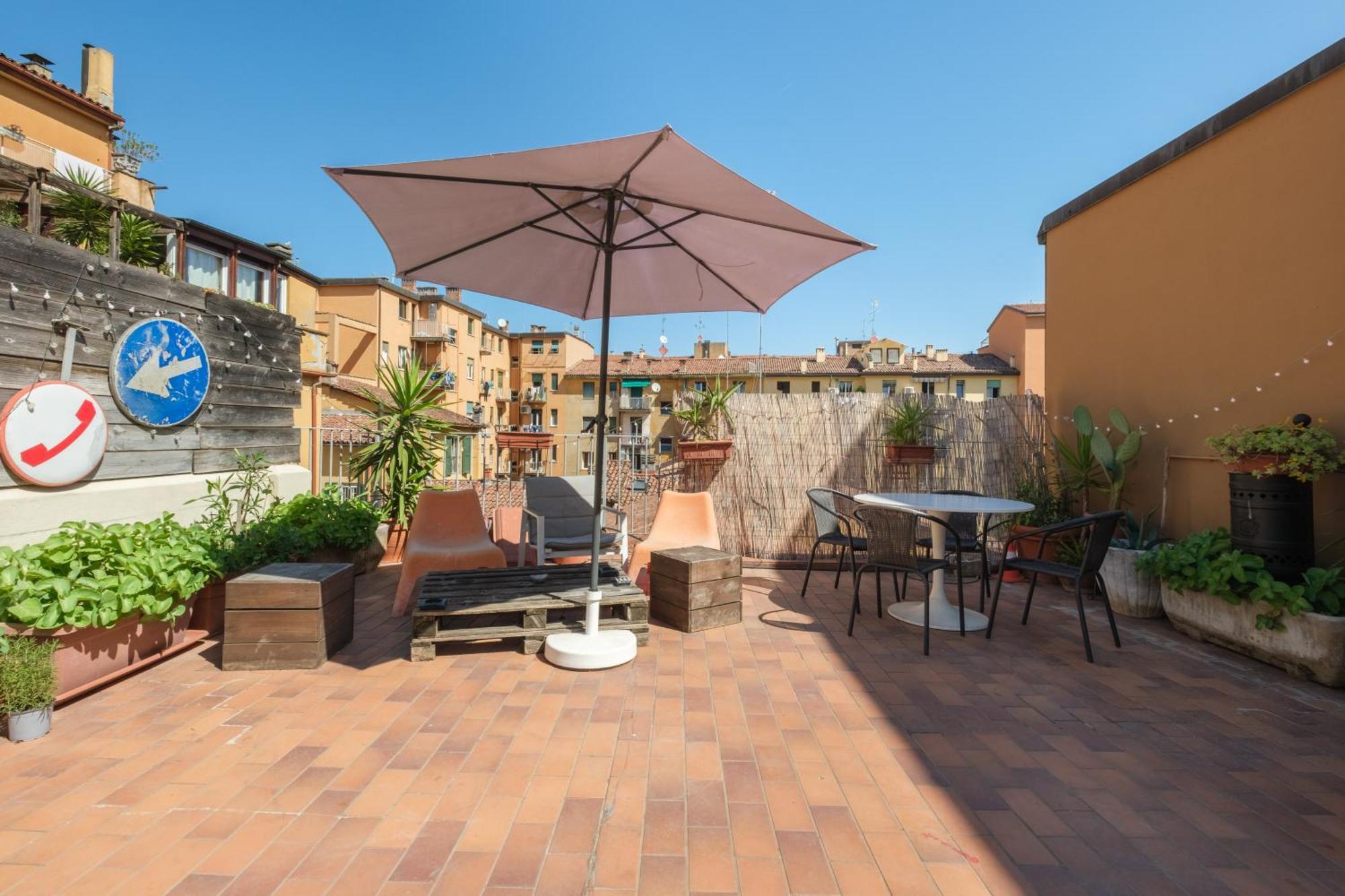 Ostello Umile Bologna Exteriör bild